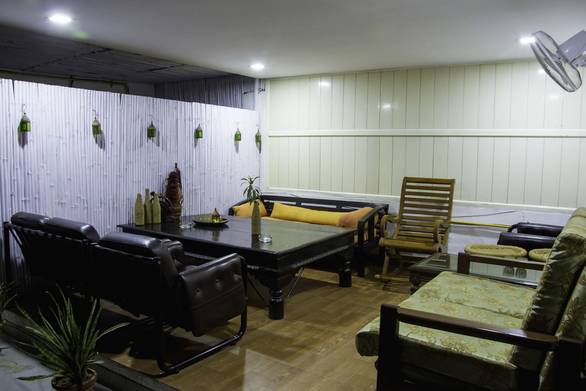 Gg Bed And Breakfast Ню Делхи Екстериор снимка